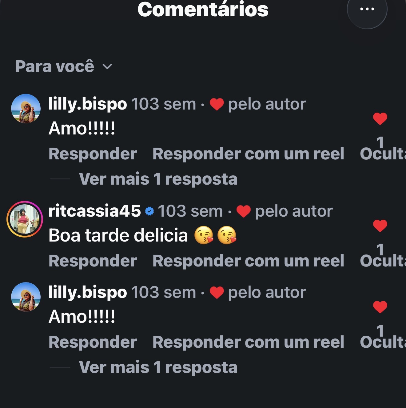 Comentários de clientes elogiando os produtos