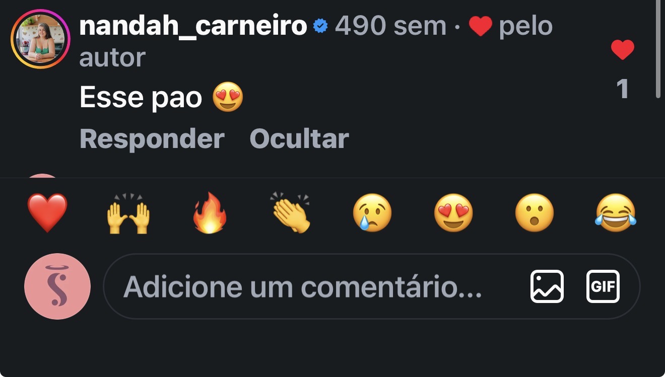 Comentário de cliente elogiando o pão
